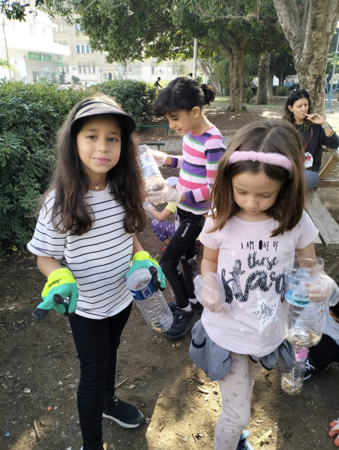 Pour la démarche de labellisation E3D de l'EIF, et comme il est de coutume depuis 5 ans, l'EIF en collaboration avec  Wanted Community Tunis a organisé la 1ere journée de nettoyage de l'année